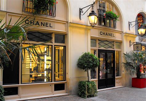 coco chanel in paris|coco chanel boutique in paris.